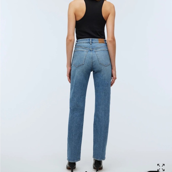 NWT Madewell The 90s Straight Jean in Rondell Wash: Crease Edition - Size 28 - Picture 2 of 9